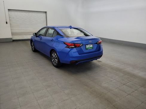 Used 2024 Nissan Versa SV FWD image 5