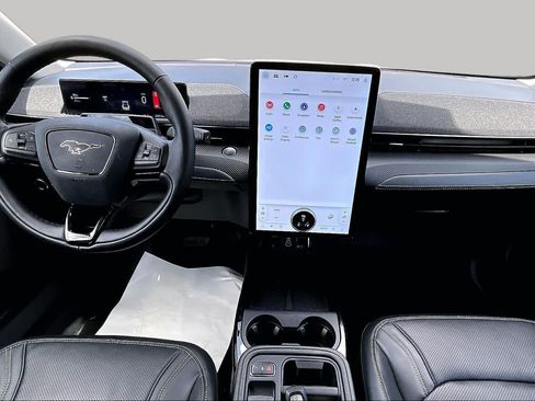 Certified 2025 Ford Mustang Mach-E Premium AWD/4WD image 15