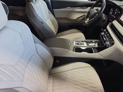 New 2026 INFINITI QX60 Autograph w/ Dark Cargo Package image 10