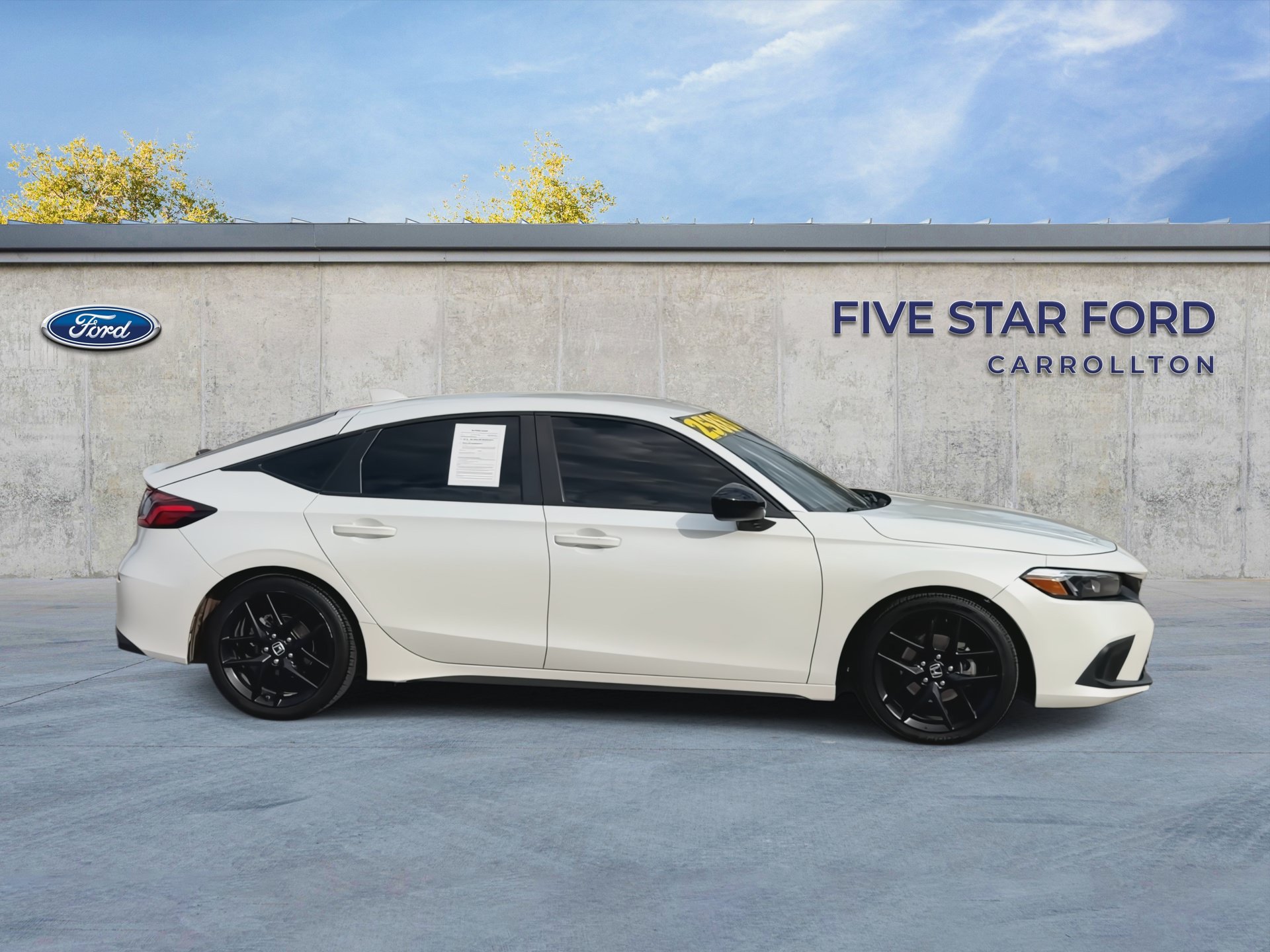 Used 2023 Honda Civic Sport image 9