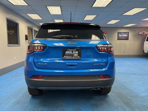 Used 2022 Jeep Compass Limited image 7