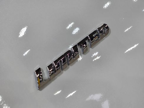 Used 2023 Toyota 4Runner Limited image 26