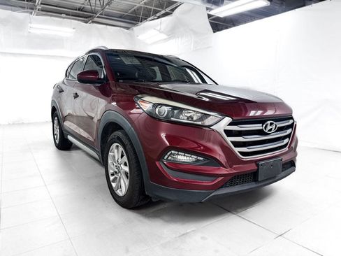 Used 2017 Hyundai Tucson SE w/ SE Popular Package 02 AWD/4WD image 8