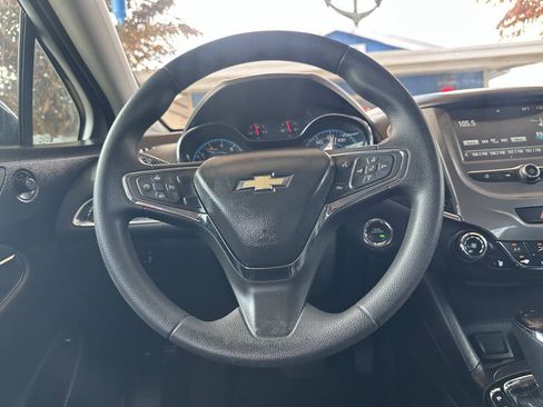 Used 2016 Chevrolet Cruze LT w/ Convenience Package FWD image 13