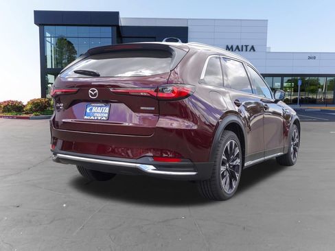 Certified 2024 MAZDA CX-90 Plug-In Hybrid w/ Premium Plus AWD/4WD image 5