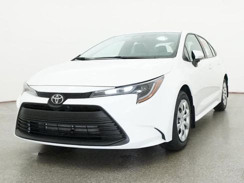 New 2026 Toyota Corolla LE image 32