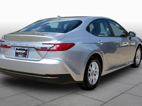 Used 2025 Toyota Camry LE FWD image 13
