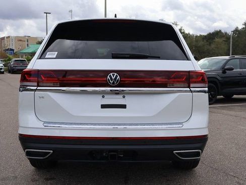 New 2026 Volkswagen Atlas SE image 6
