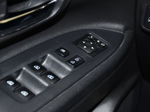 Used 2020 Mitsubishi Outlander SEL AWD/4WD image 33