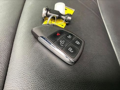 Used 2024 Chevrolet Silverado 1500 LT Trail Boss w/ Convenience Package II AWD/4WD image 14