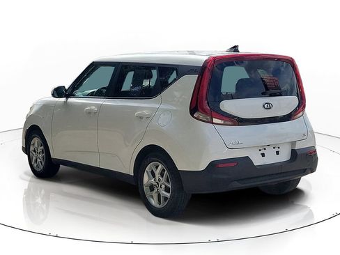 Used 2020 Kia Soul S FWD image 3