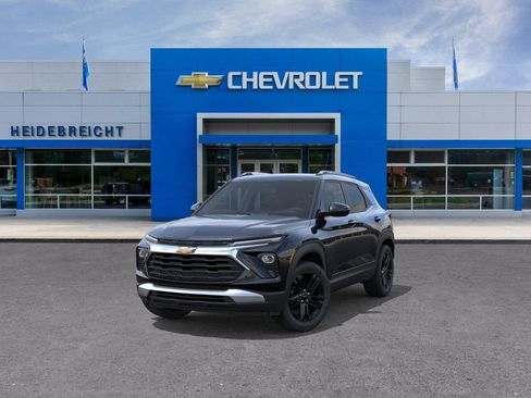New 2026 Chevrolet TrailBlazer LT w/ Convenience Package FWD image 8