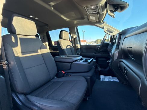 Used 2024 Chevrolet Silverado 2500 Custom w/ Z71 Off-Road Package image 16