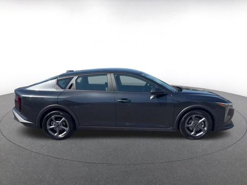 Used 2025 Kia K4 FWD image 16