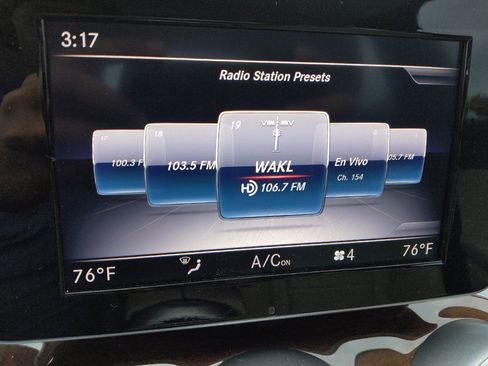 Used 2018 Mercedes-Benz C 300 Sedan image 25