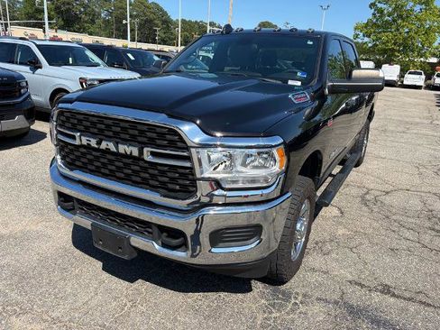 Used 2022 RAM 2500 Big Horn w/ Snow Chief Group AWD/4WD image 1