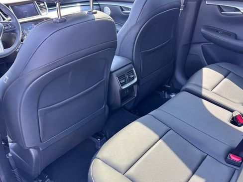 New 2025 INFINITI QX50 Luxe image 18