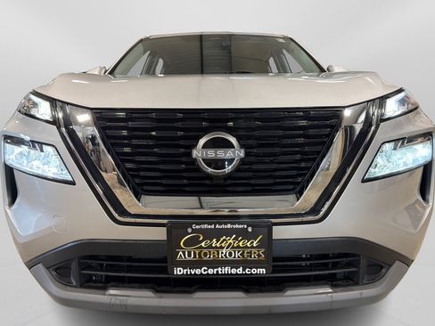 Used 2023 Nissan Rogue SV AWD/4WD image 10