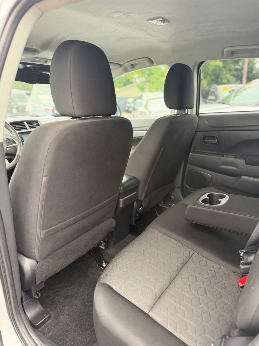 Used 2021 Mitsubishi Outlander Sport LE AWD/4WD image 16