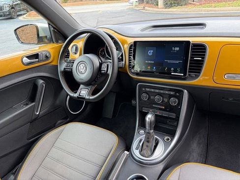 Used 2017 Volkswagen Beetle 1.8T Dune image 34