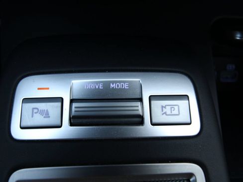 Used 2024 Genesis GV70 2.5T w/ Advanced Package AWD/4WD image 29