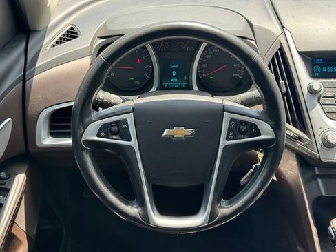 Used 2011 Chevrolet Equinox LT FWD image 9