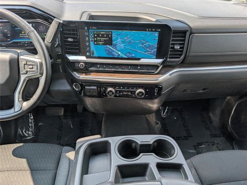 Used 2025 Chevrolet Silverado 3500 LT w/ Safety Package AWD/4WD image 17