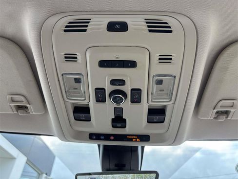 Used 2021 GMC Yukon Denali w/ Denali Ultimate Package image 35