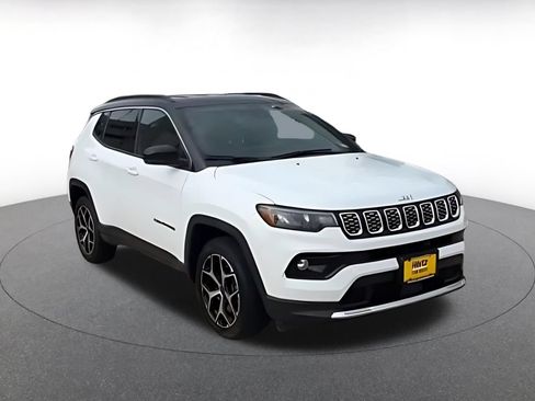 Used 2025 Jeep Compass Limited AWD/4WD image 16