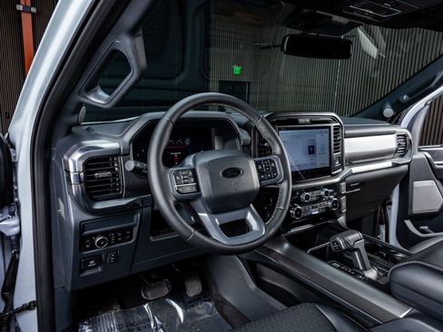 Used 2025 Ford F150 Lariat w/ Equipment Group 501A Mid image 17