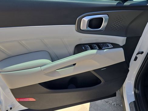 New 2026 Kia Sorento SX FWD image 18