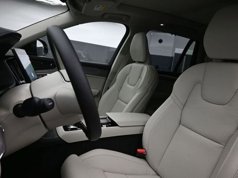 New 2026 Volvo XC90 B6 Ultra w/ Protection Package Premier AWD/4WD image 10