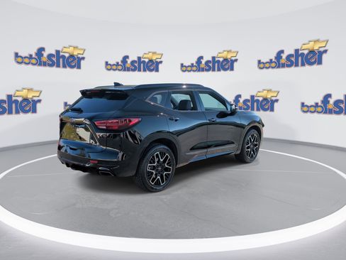 Certified 2022 Chevrolet Blazer RS w/ Enhanced Convenience Package image 8