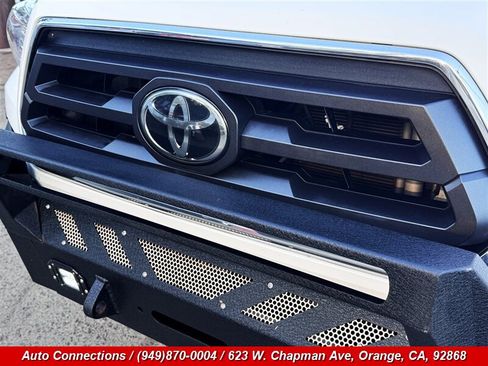 Used 2022 Toyota Tacoma SR5 RWD image 24