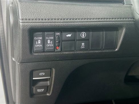 Used 2023 Honda Odyssey EX-L image 10