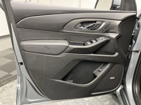 Certified 2023 Chevrolet Traverse Premier w/ LPO, Cargo Package AWD/4WD image 7