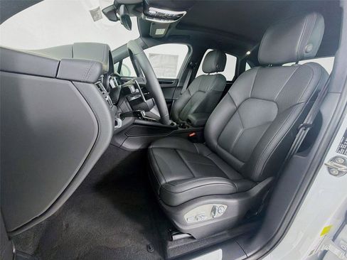 New 2026 Porsche Macan S AWD/4WD image 5
