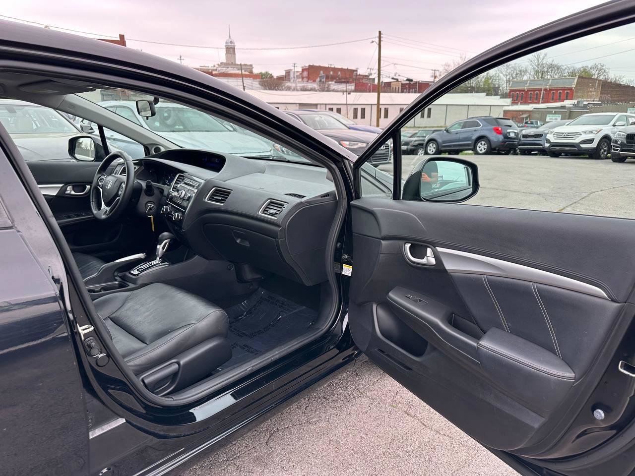 Used 2013 Honda Civic EX-L image 25