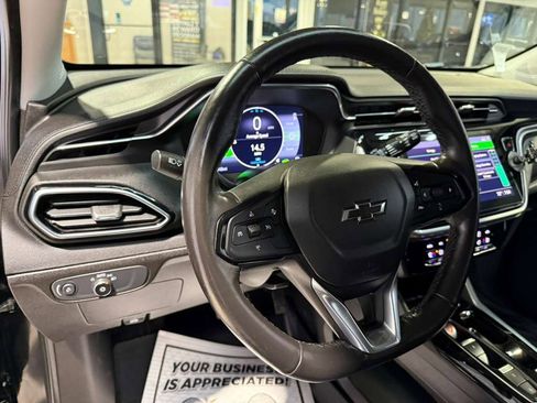 Used 2022 Chevrolet Bolt EUV LT w/ Convenience Package image 31