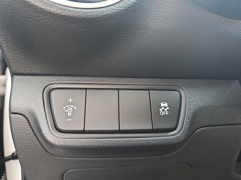Certified 2024 Kia Forte LXS FWD image 25