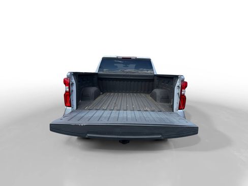 Used 2021 Chevrolet Silverado 1500 Custom RWD image 17