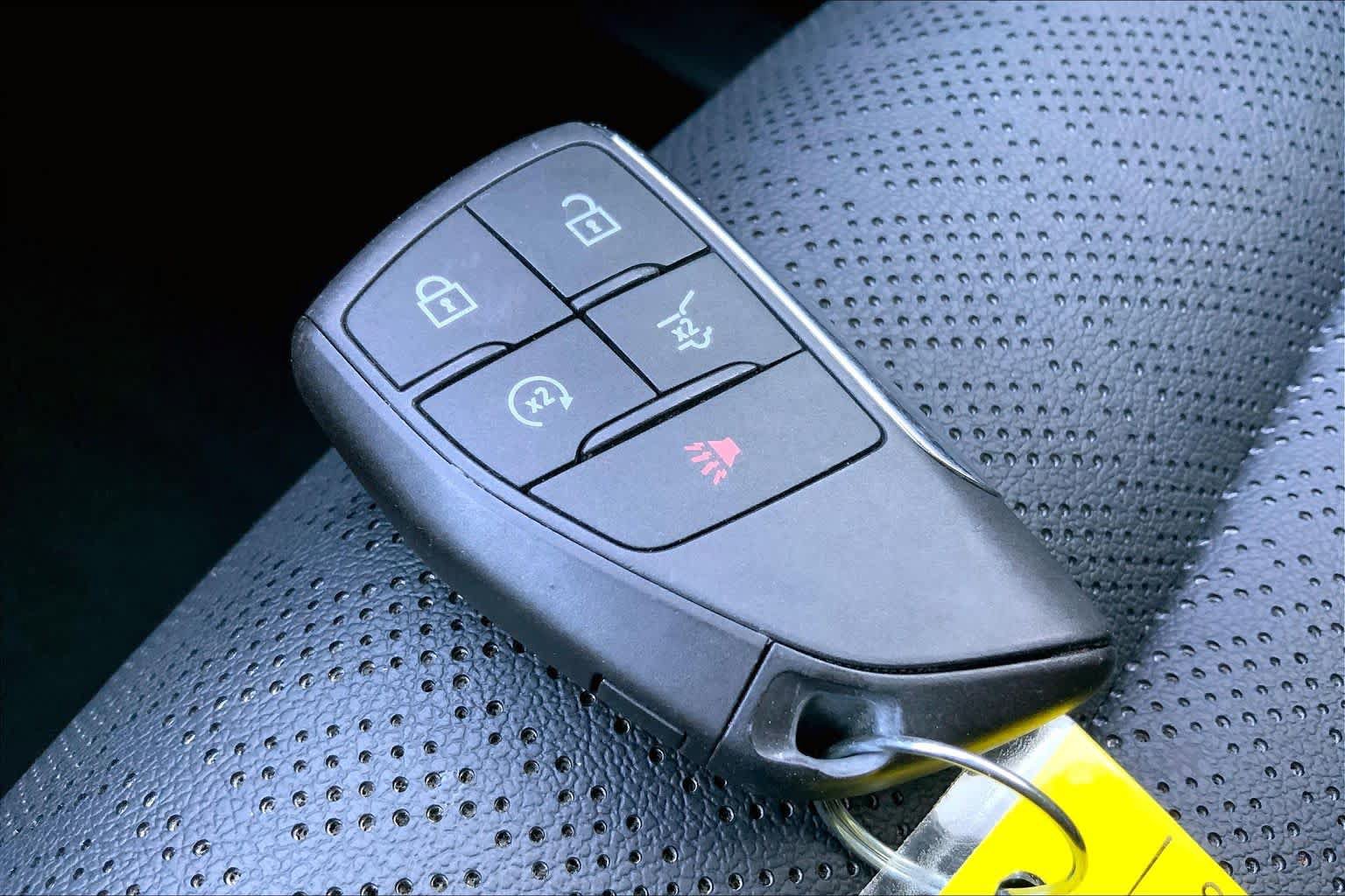 Certified 2025 Chevrolet Equinox LT FWD image 14