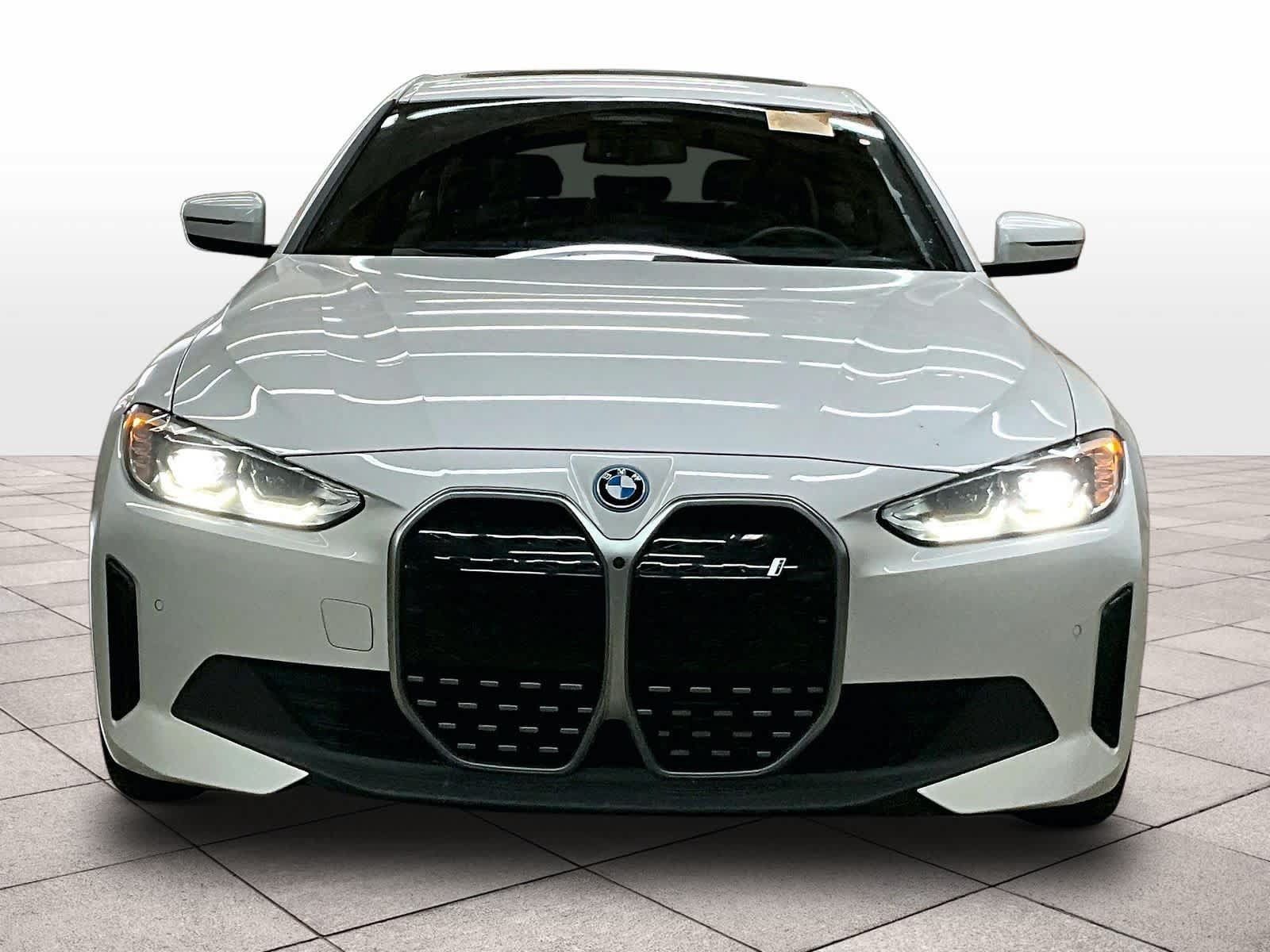 Used 2024 BMW i4 eDrive35 w/ Premium Package RWD image 3