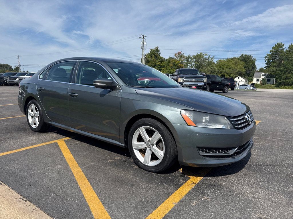 Used 2013 Volkswagen Passat 2.5 SE FWD image 4