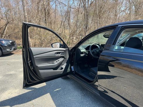 Used 2023 Honda Accord EX image 16
