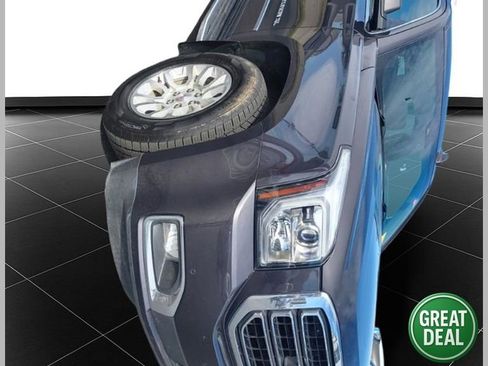 Used 2017 GMC Yukon XL SLT w/ Open Road Package image 1