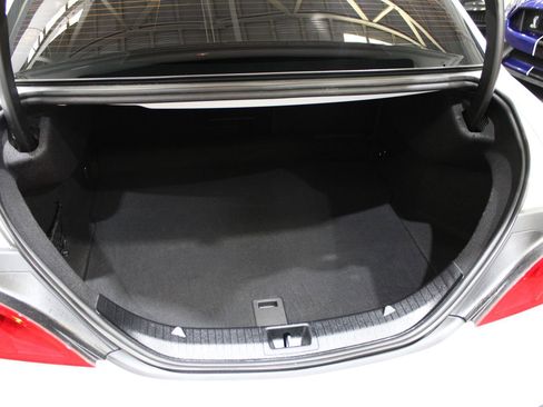 Used 2019 Mercedes-Benz CLA 250 image 12