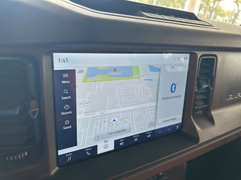 Used 2024 Ford Bronco Black Diamond image 13