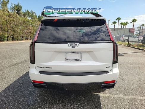 Used 2023 Cadillac Escalade Sport w/ LPO, ONYX Package image 4