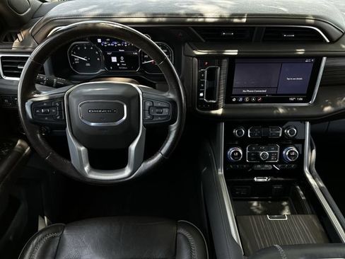 Used 2021 GMC Yukon Denali w/ Denali Ultimate Package AWD/4WD image 13